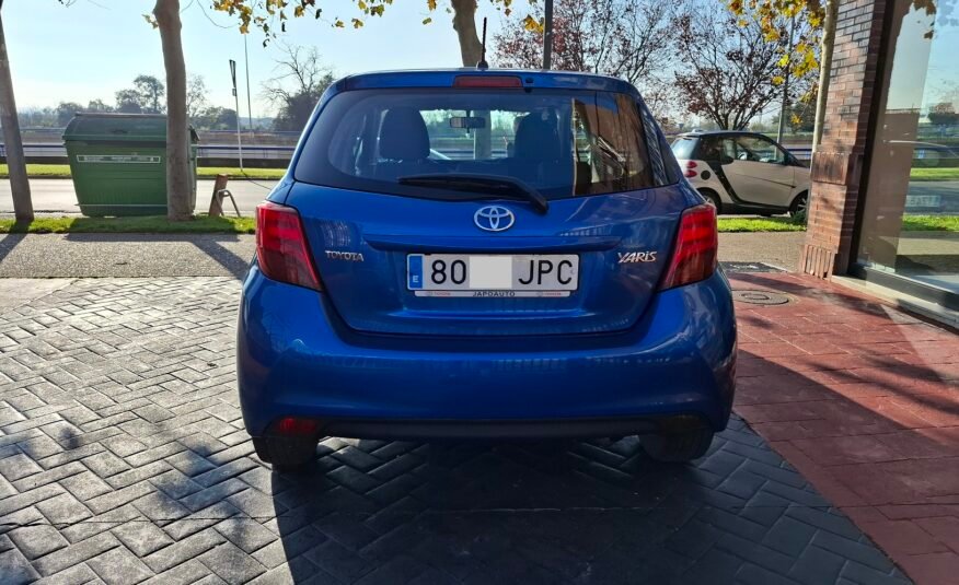 TOYOTA Yaris 100cvs Active