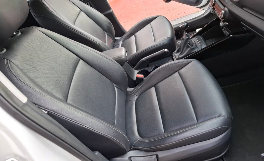 KIA Stonic 100 cvs Black edition