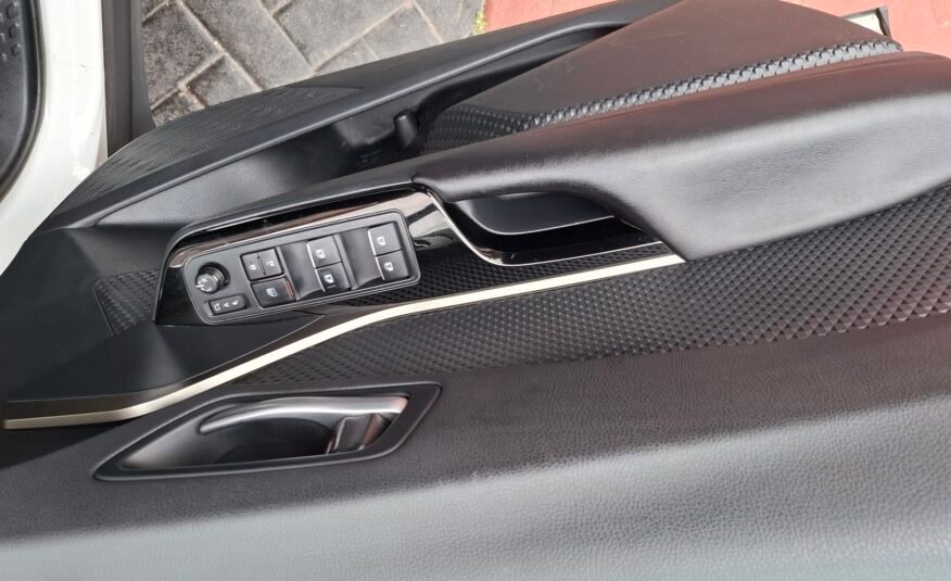 TOYOTA C-HR Advance Hibrido