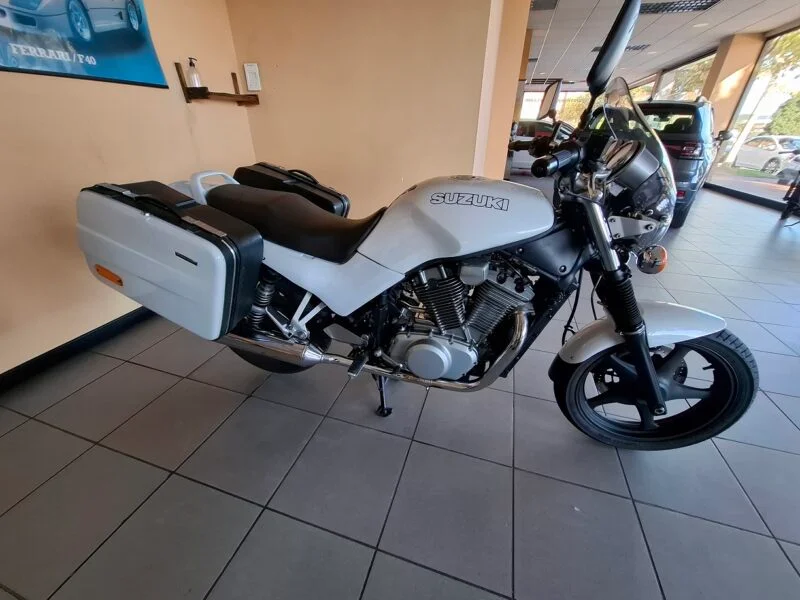 SUZUKI VX 800 HISTÓRICA
