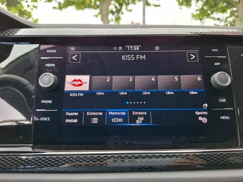 VOLKSWAGEN TAIGO DSG 110 LIFE