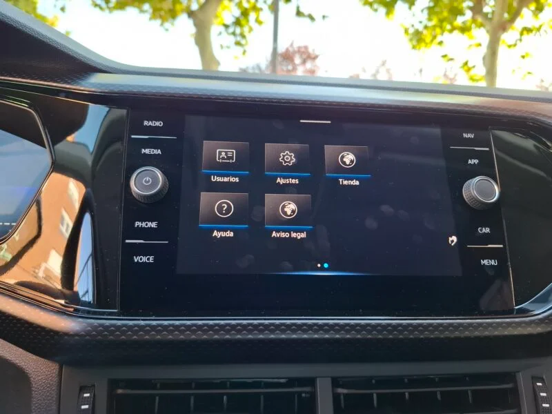 VOLKSWAGEN T-CROSS ADVANCE