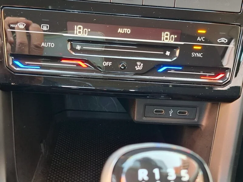 VOLKSWAGEN T-CROSS ADVANCE