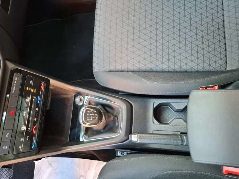 VOLKSWAGEN T-CROSS ADVANCE