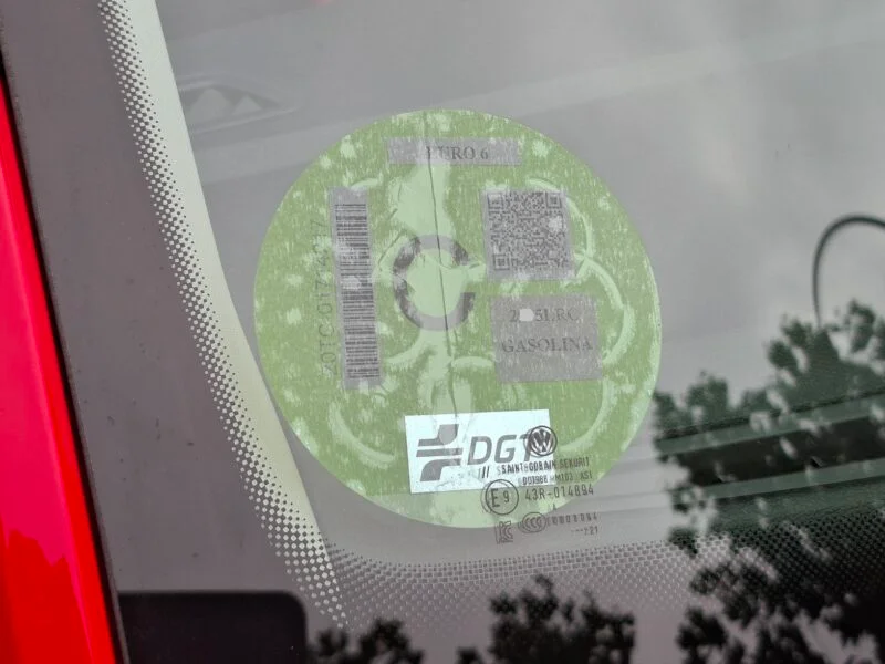 VOLKSWAGEN T-ROC ADVANCE