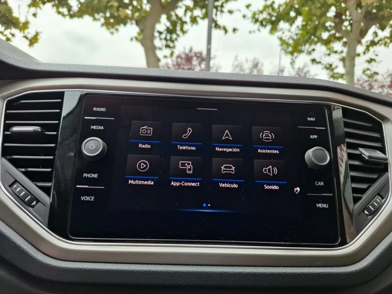 VOLKSWAGEN T-ROC ADVANCE