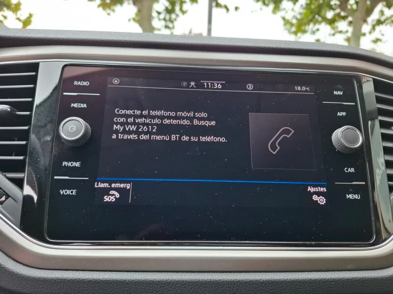 VOLKSWAGEN T-ROC ADVANCE