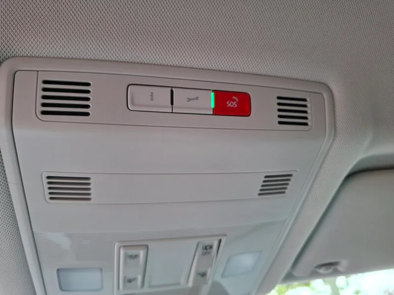 VOLKSWAGEN T-ROC ADVANCE