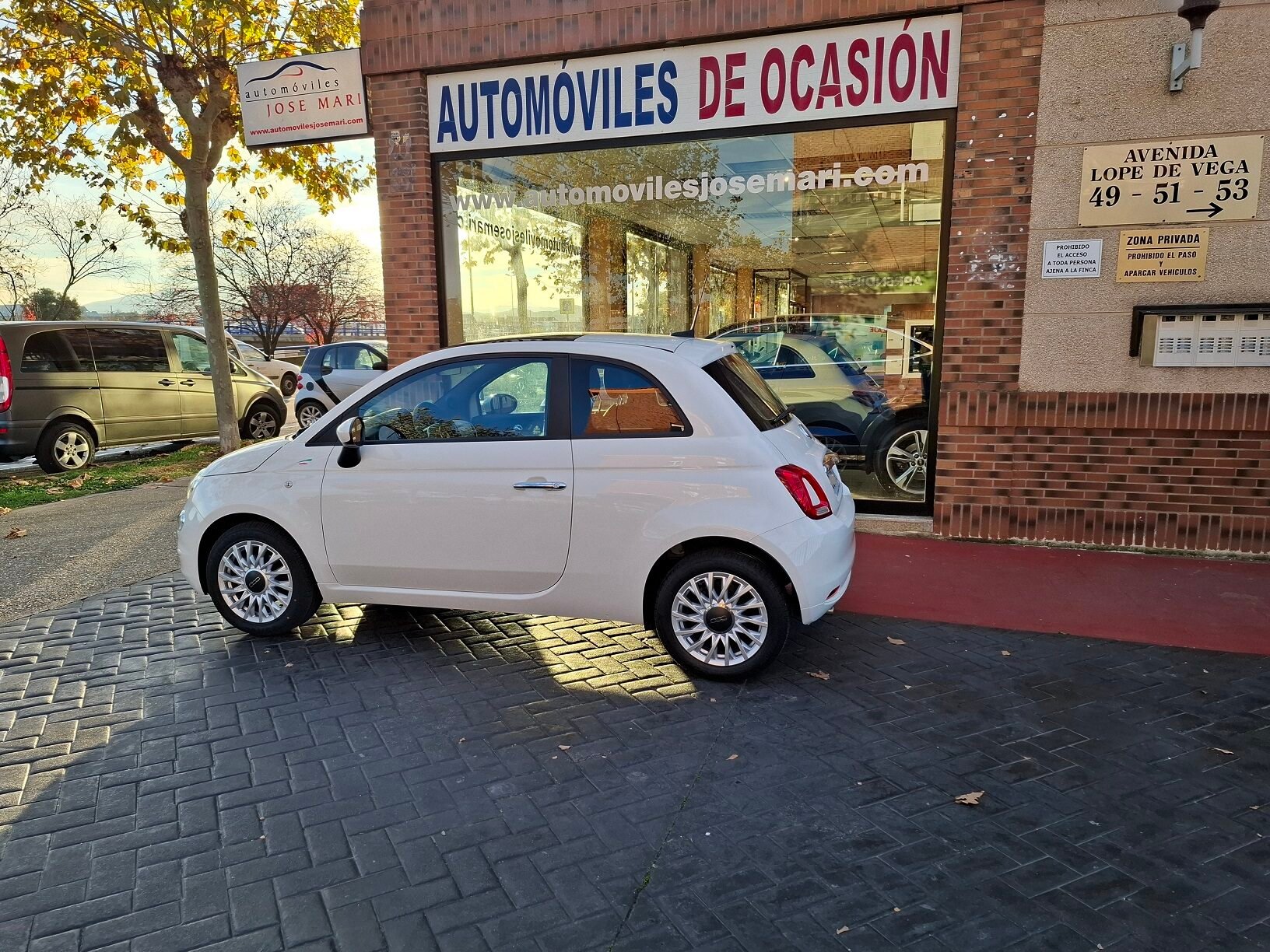 FIAT 500 Lounge Hybrid