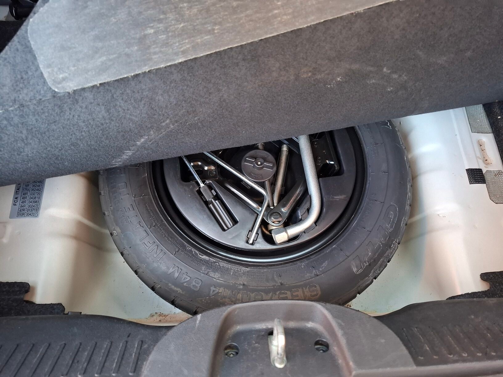 FIAT 500 Lounge Hybrid