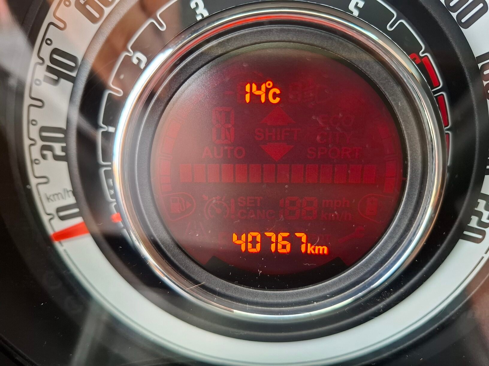 FIAT 500 Lounge Hybrid