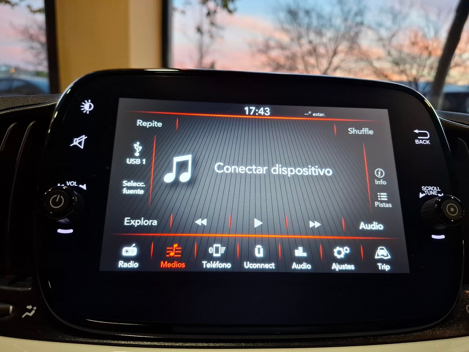 FIAT 500 Lounge Hybrid