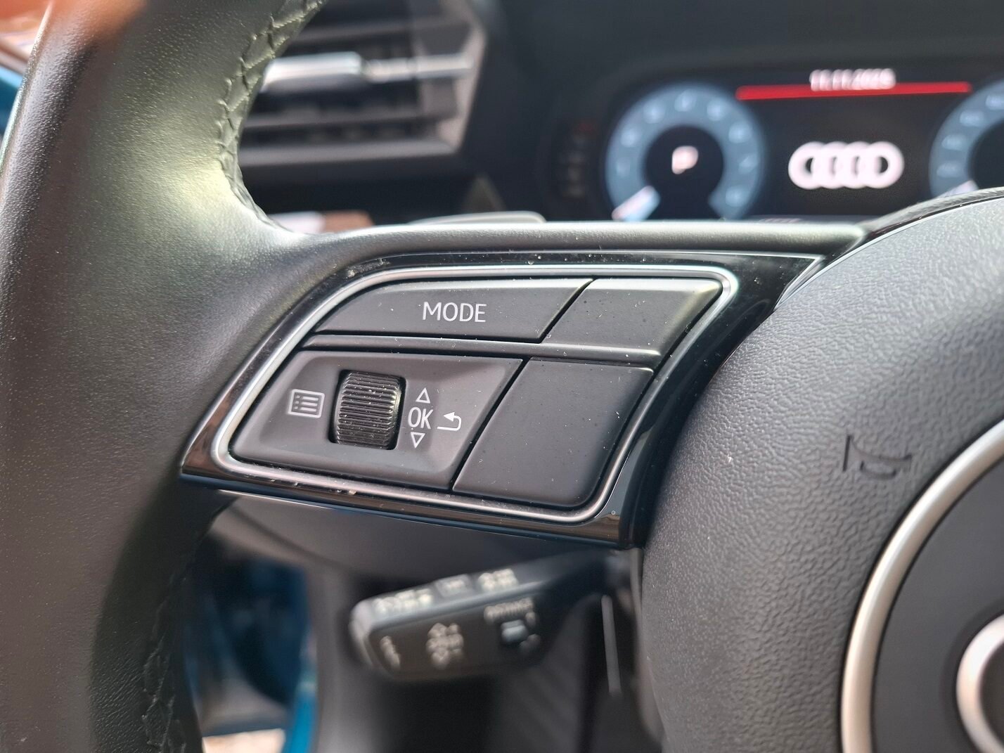 AUDI A3 Advance 3.0 TFSI