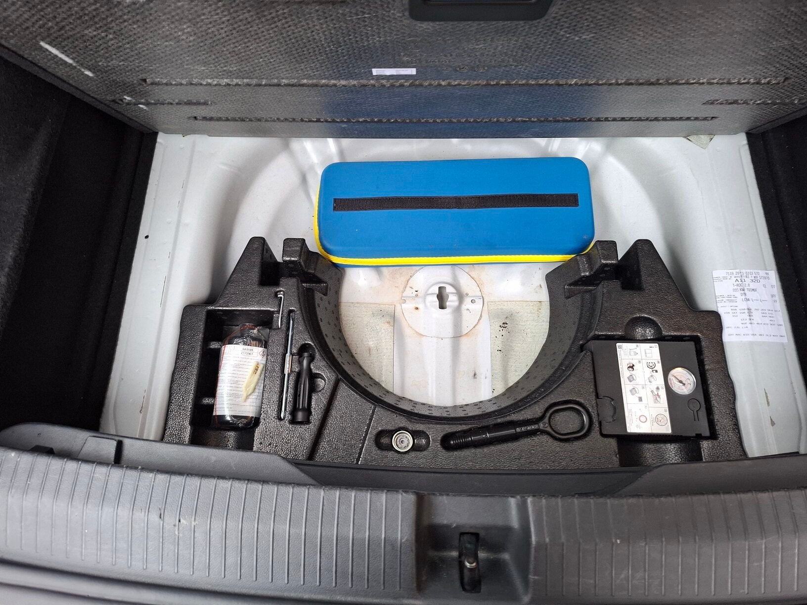 VOLKSWAGEN T-ROC TDi ADVANCE 2.0 cc