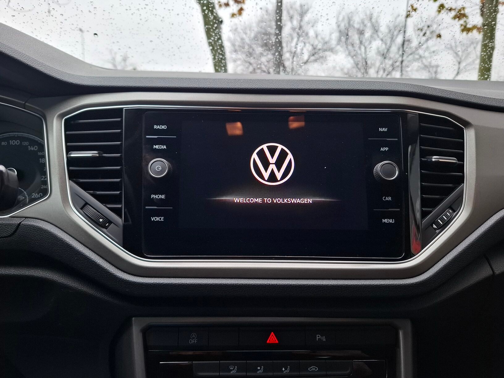 VOLKSWAGEN T-ROC TDi ADVANCE 2.0 cc