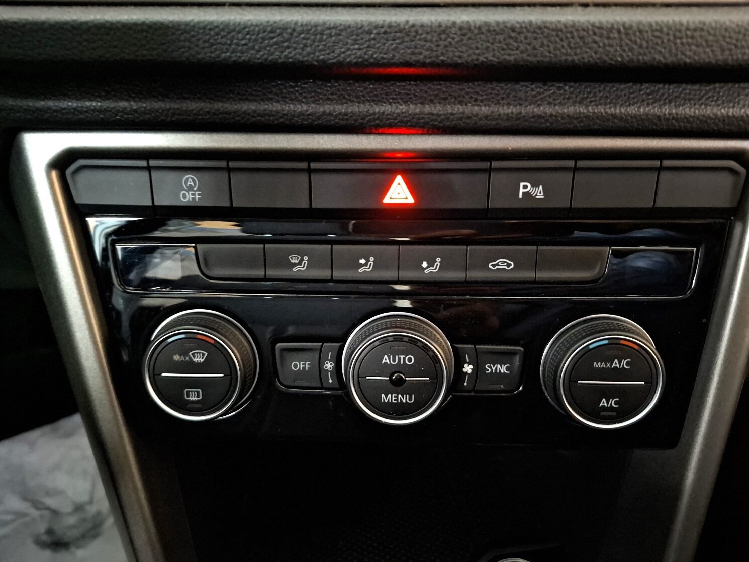 VOLKSWAGEN T-ROC TDi ADVANCE 2.0 cc