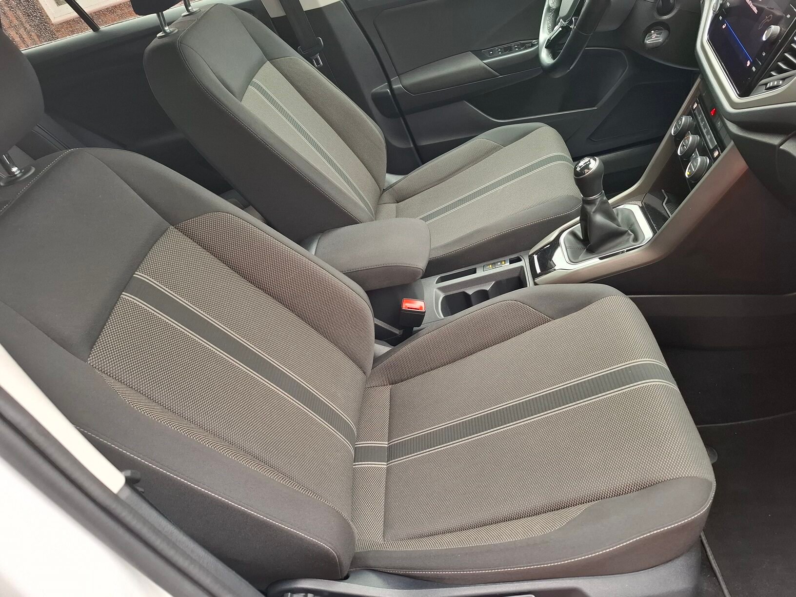 VOLKSWAGEN T-ROC TDi ADVANCE 2.0 cc