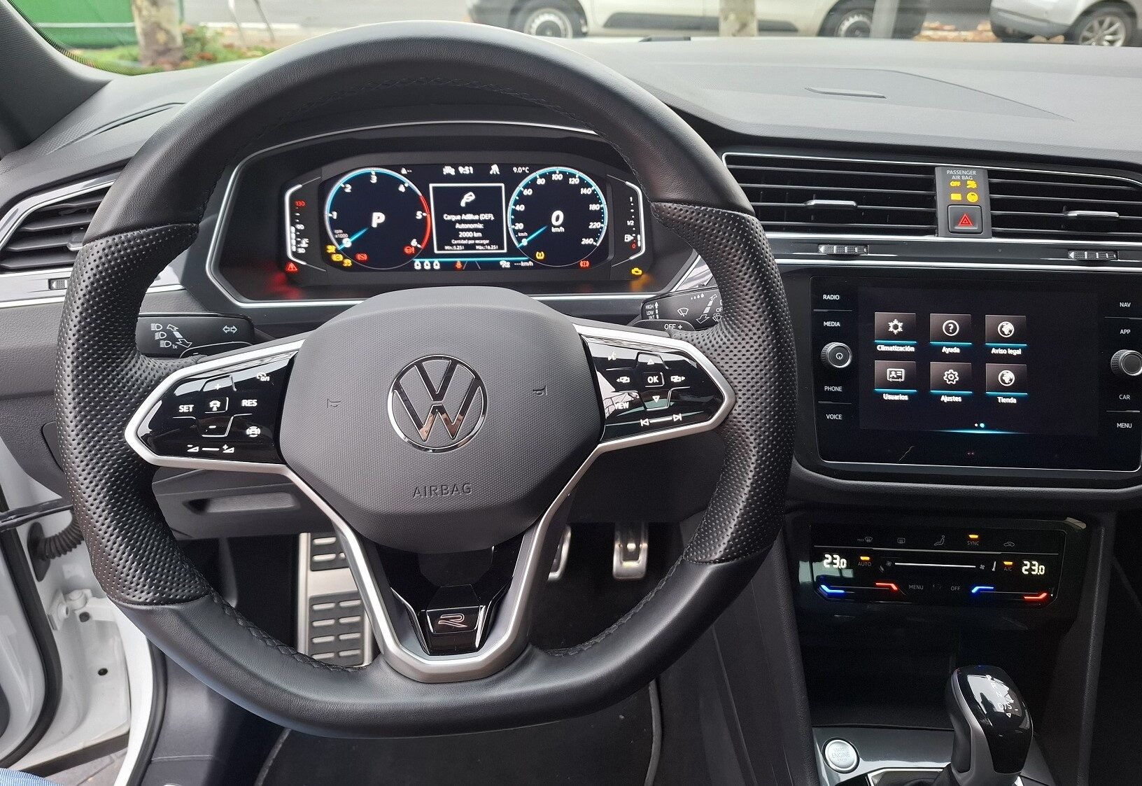 VOLKSWAGEN Tiguan R Line 4 Motion DSG