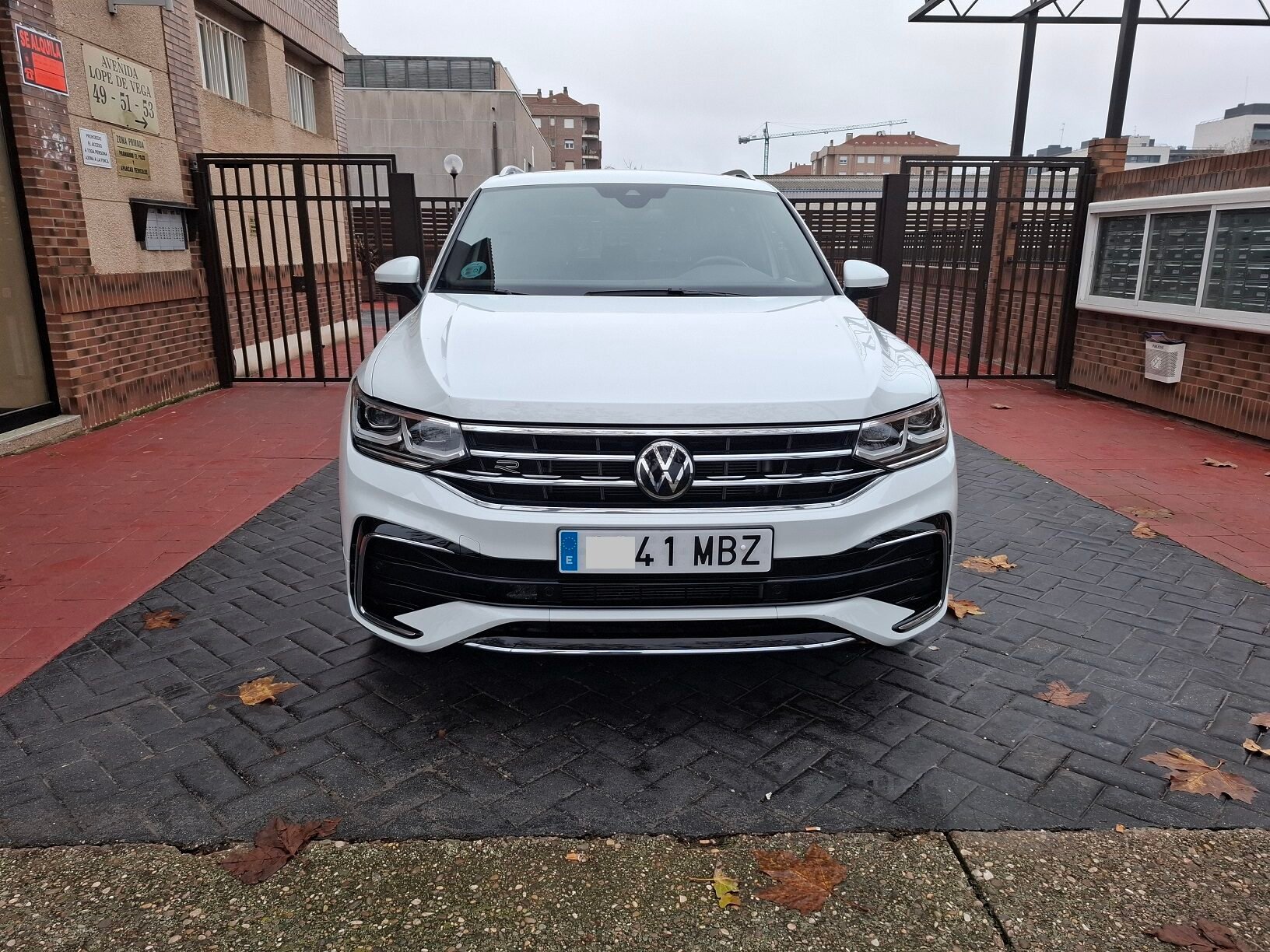 VOLKSWAGEN Tiguan R Line 4 Motion DSG