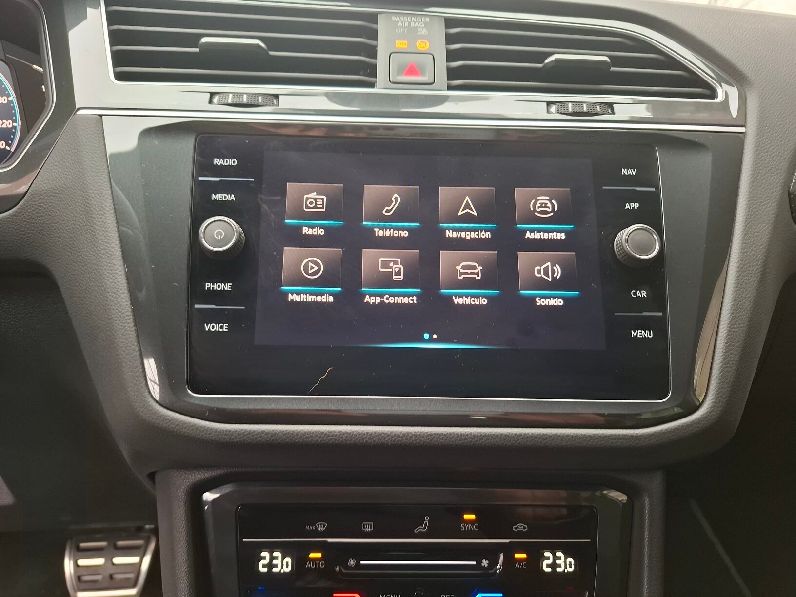 VOLKSWAGEN Tiguan R Line 4 Motion DSG