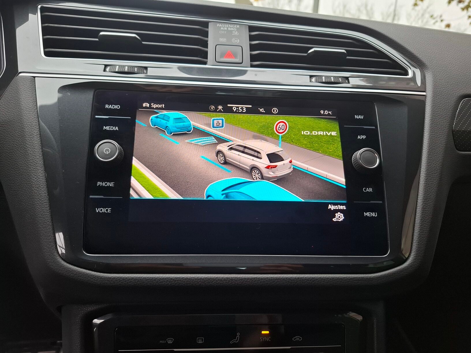 VOLKSWAGEN Tiguan R Line 4 Motion DSG