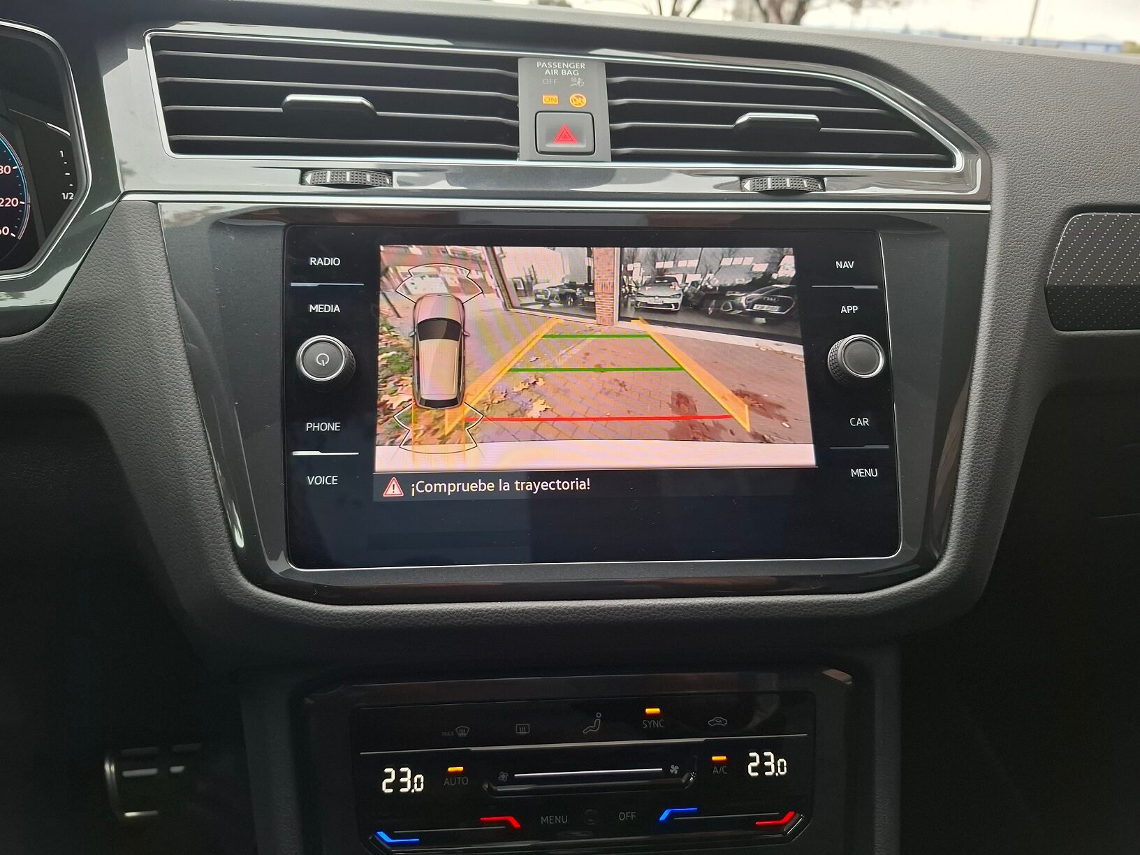 VOLKSWAGEN Tiguan R Line 4 Motion DSG