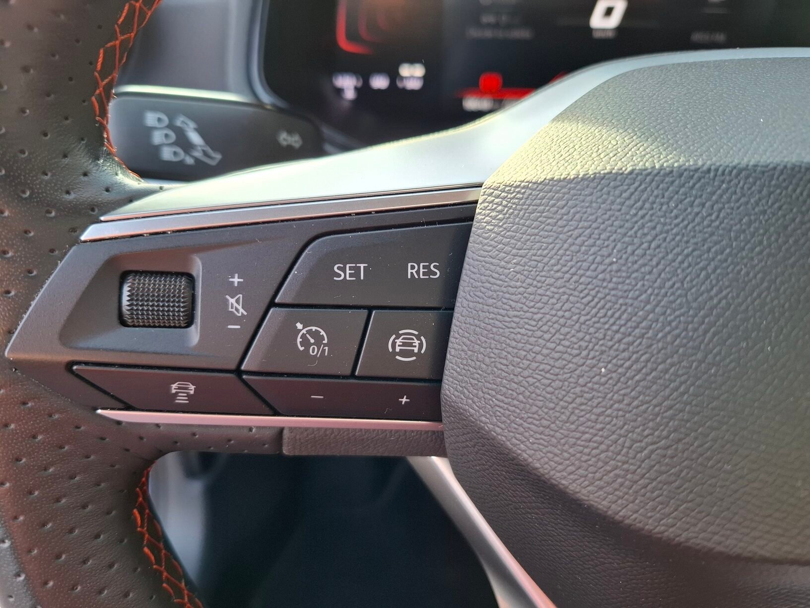 SEAT ARONA 1.0 Tsi FR XM