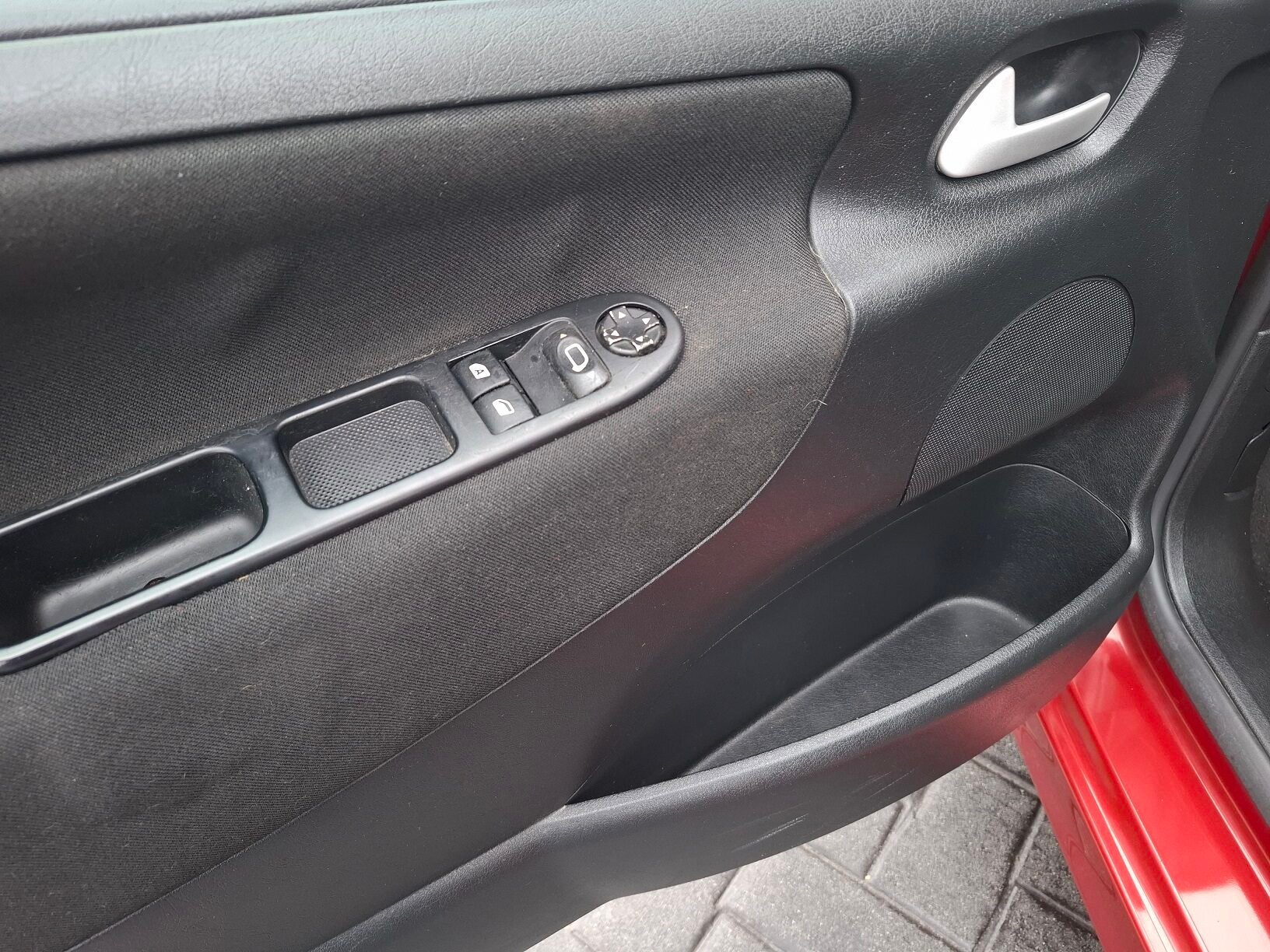 PEUGEOT 207 1.400 X Line