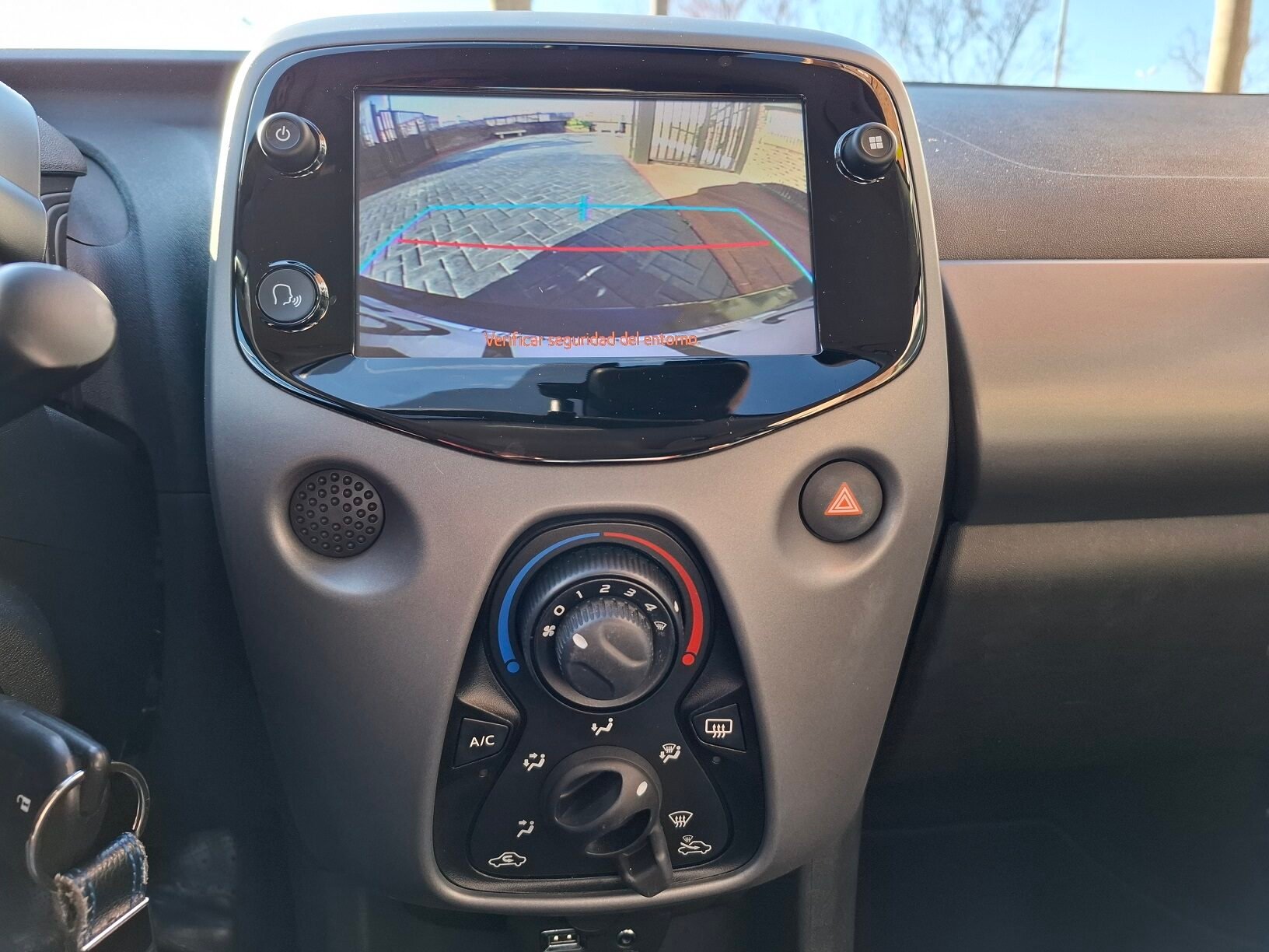 TOYOTA Aygo X Play