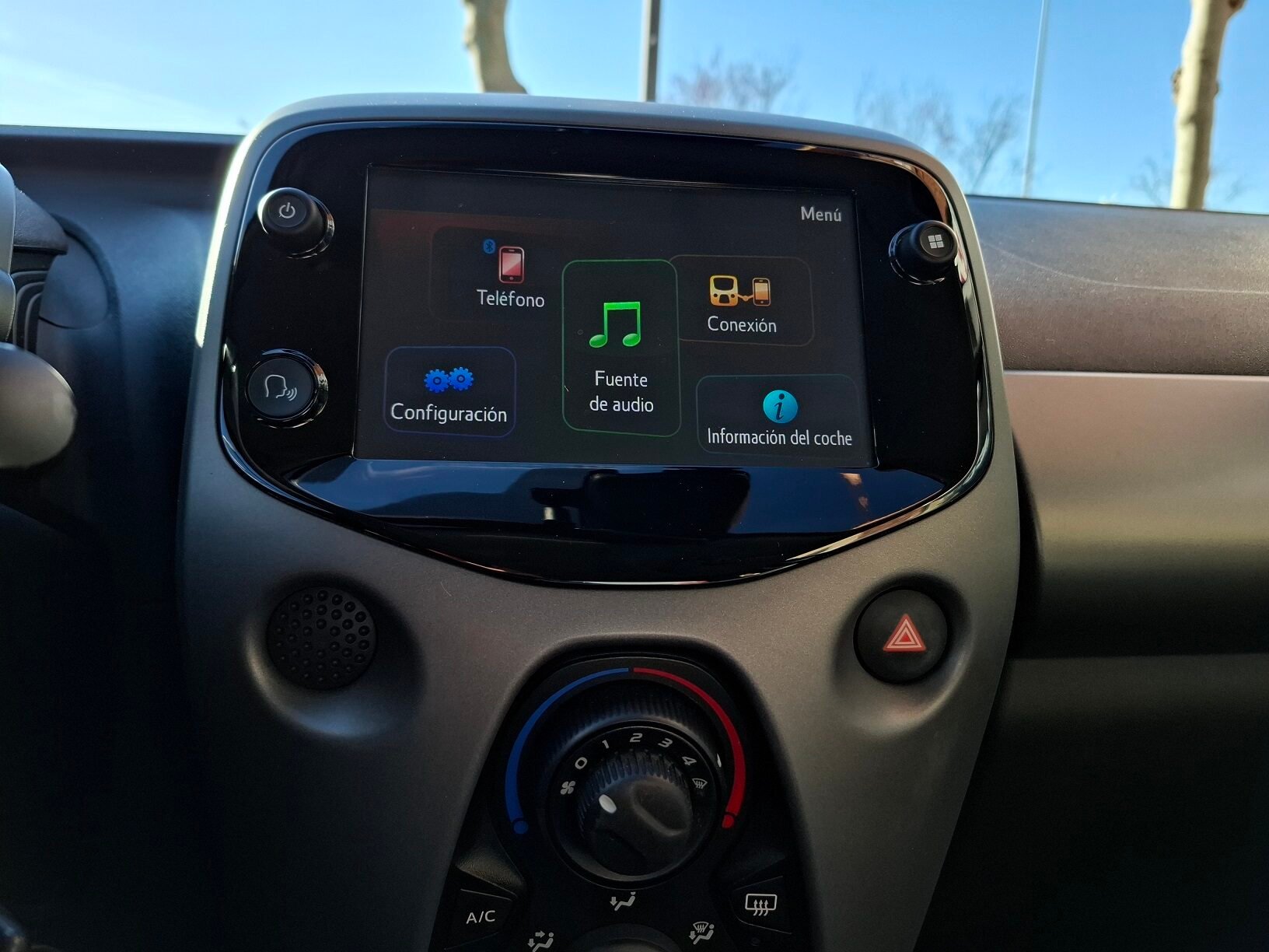TOYOTA Aygo X Play