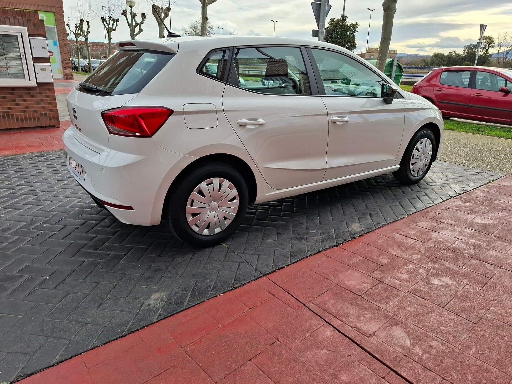 SEAT IBIZA Reference Plus