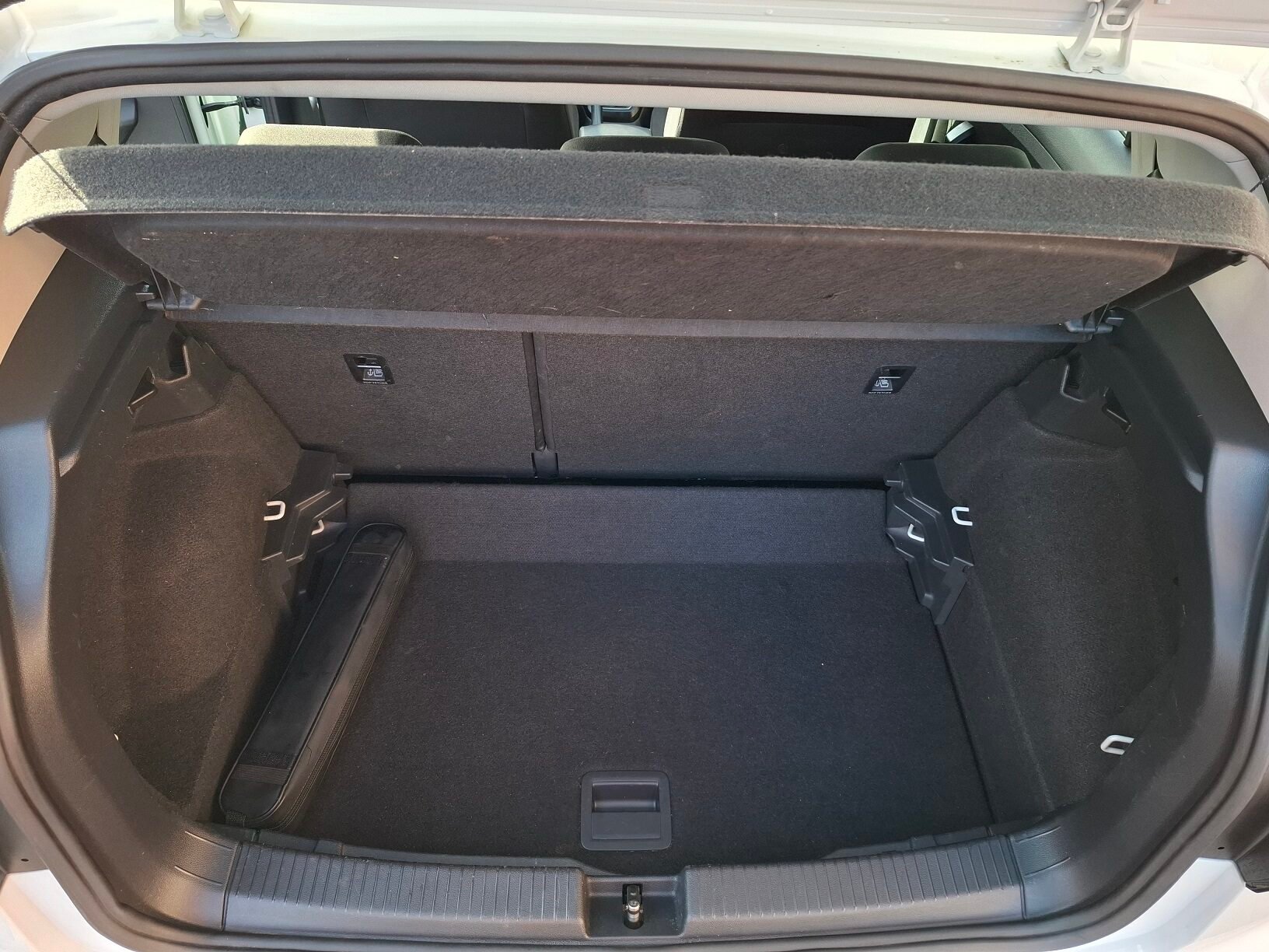 VOLKSWAGEN T-CROSS ADVANCE