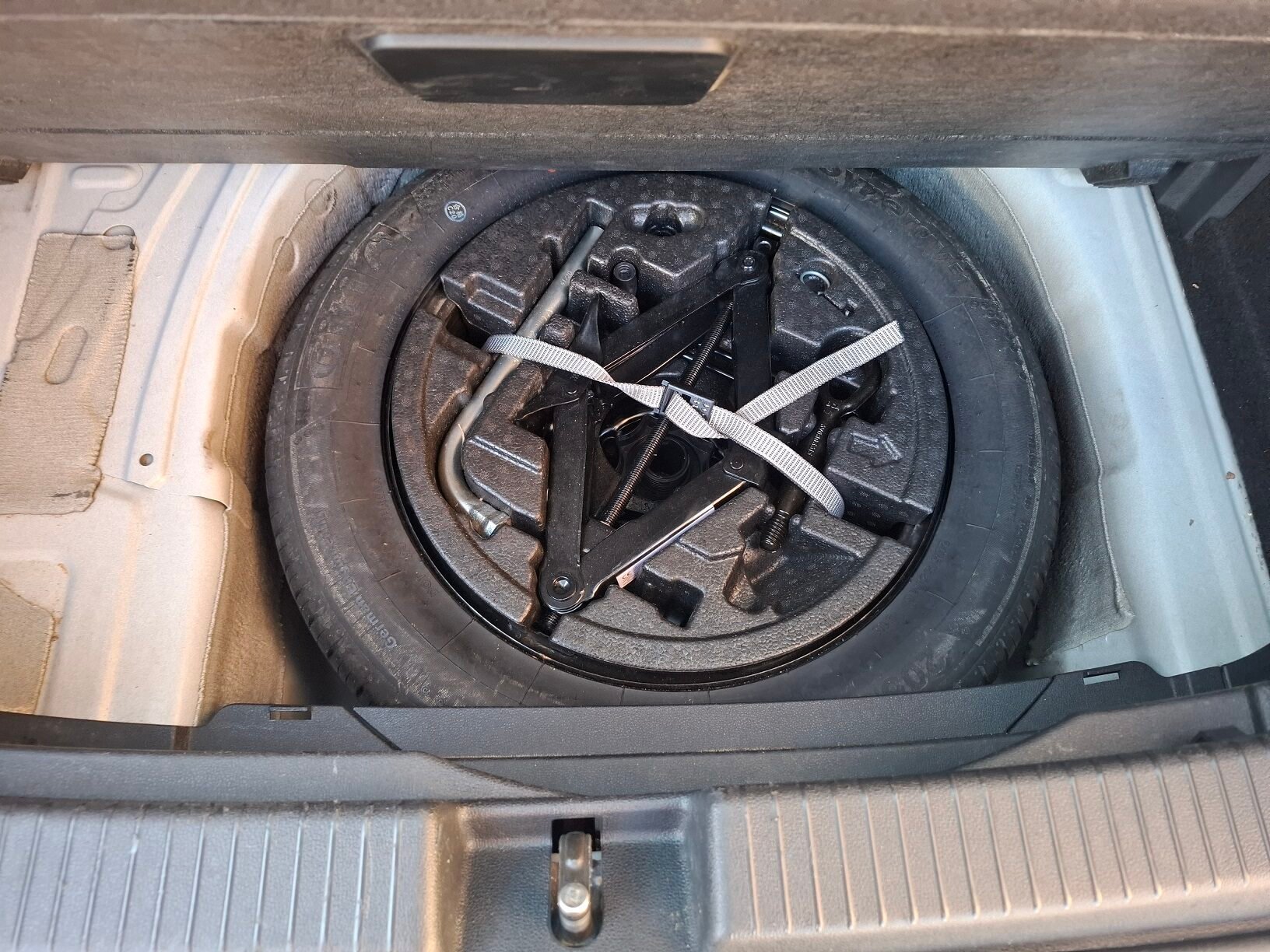 VOLKSWAGEN T-CROSS ADVANCE