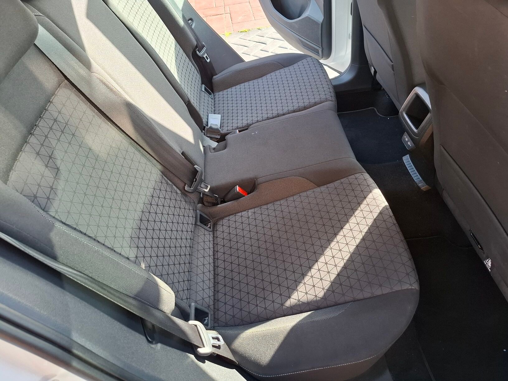 VOLKSWAGEN T-CROSS ADVANCE