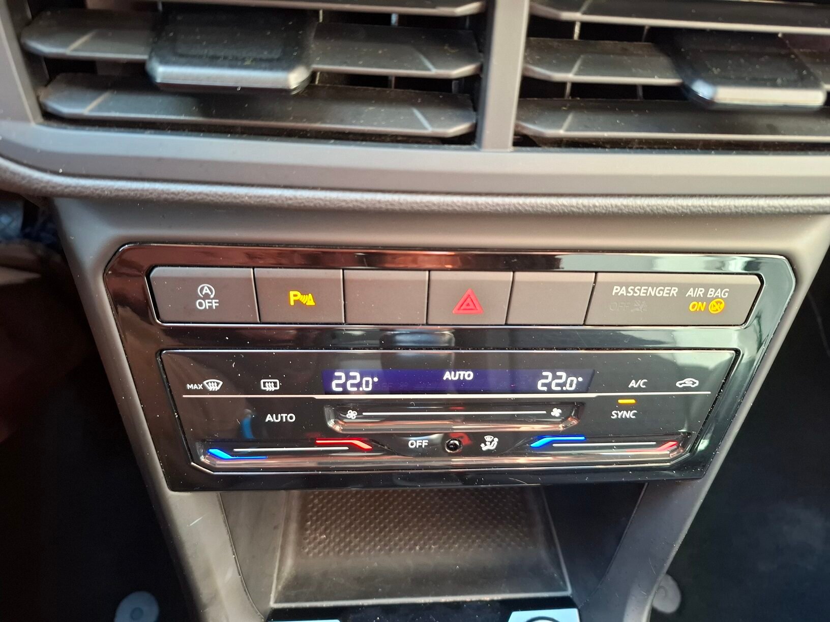 VOLKSWAGEN T-CROSS ADVANCE