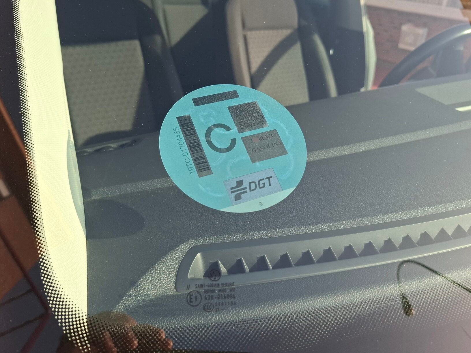 VOLKSWAGEN T-CROSS ADVANCE