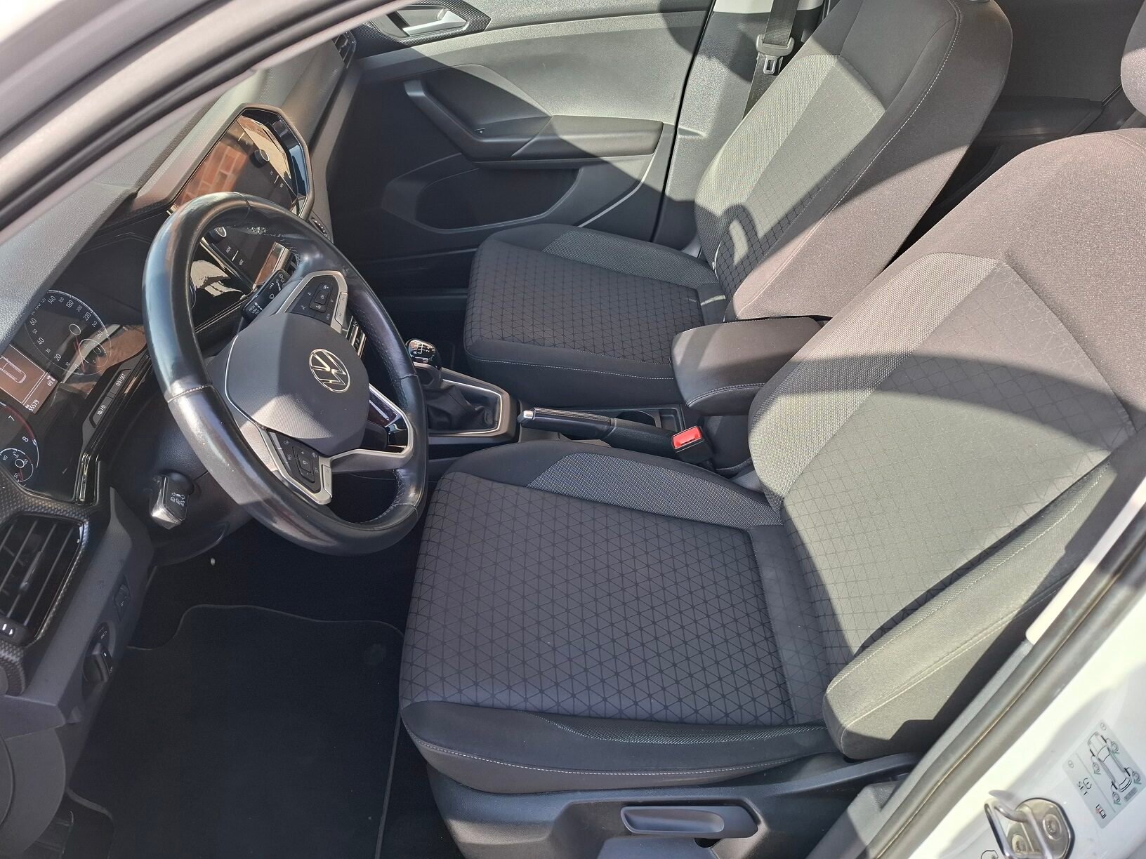 VOLKSWAGEN T-CROSS ADVANCE