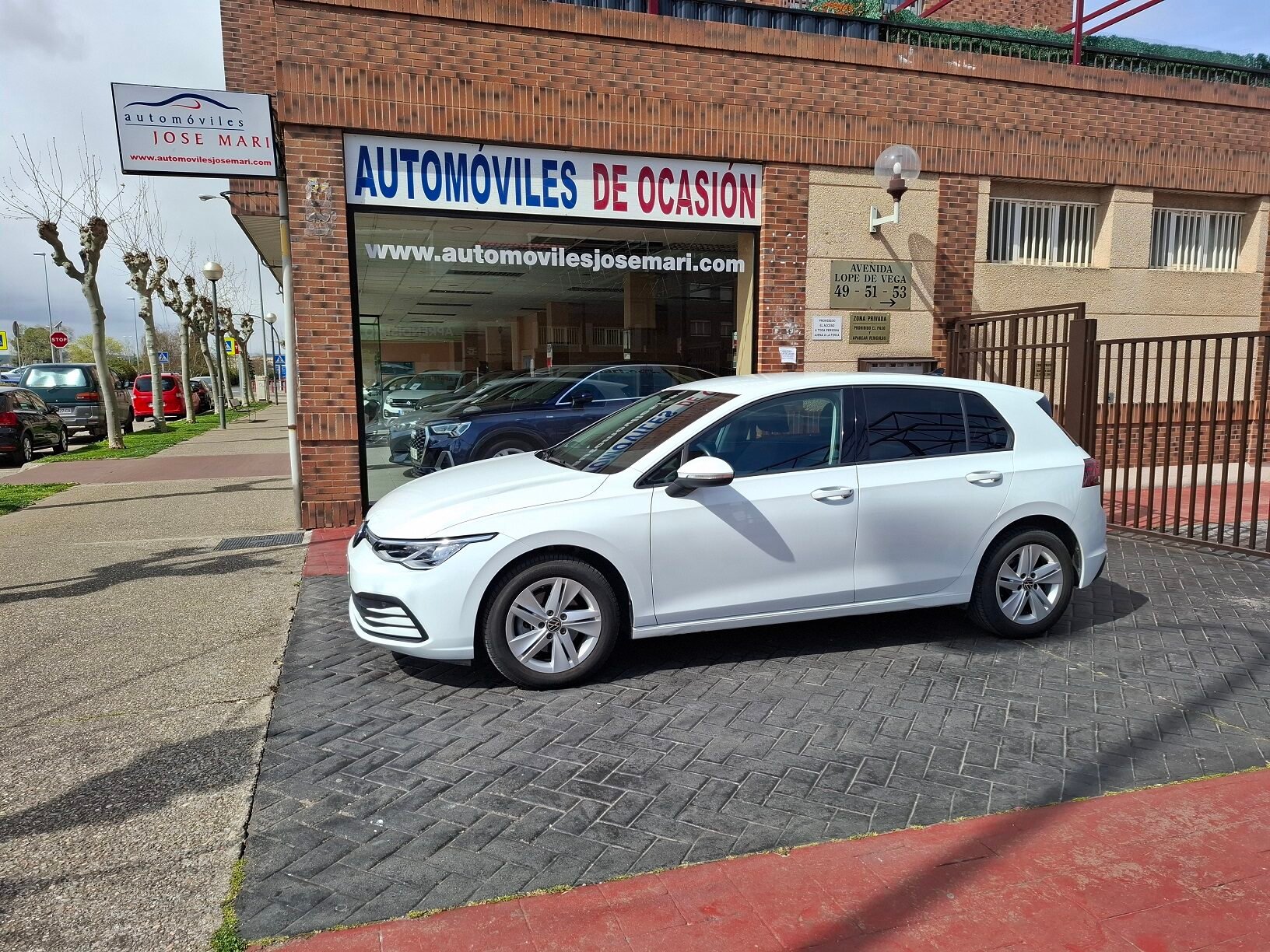 VOLKSWAGEN Golf E Tsi DSG