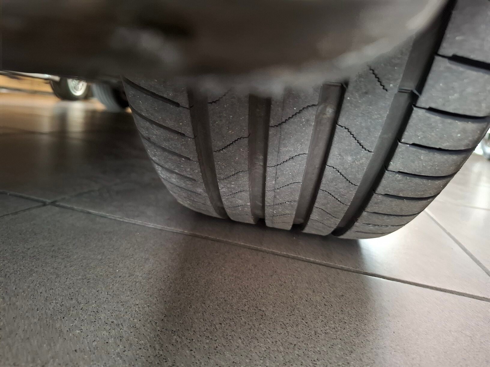 VOLKSWAGEN Golf E Tsi DSG