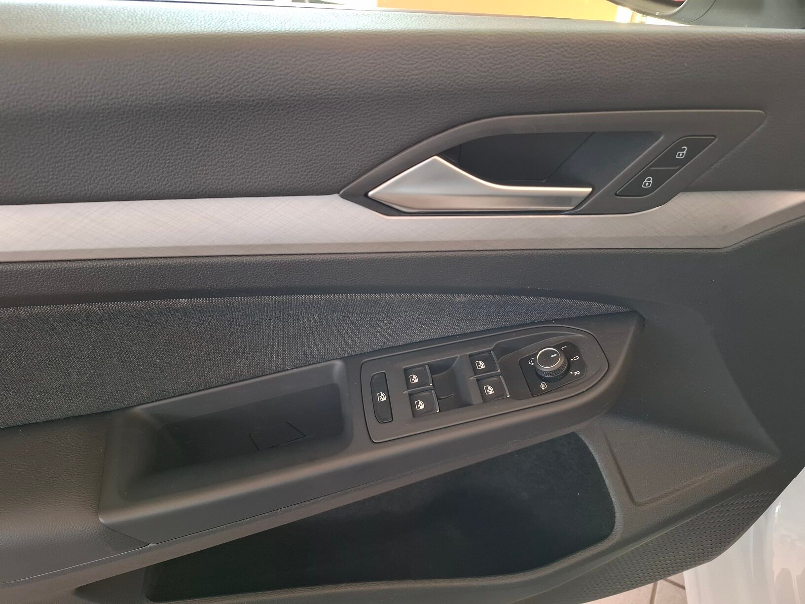 VOLKSWAGEN Golf E Tsi DSG