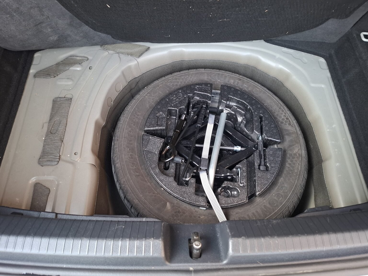 VOLKSWAGEN POLO 1.0 Tsi 95 cvs