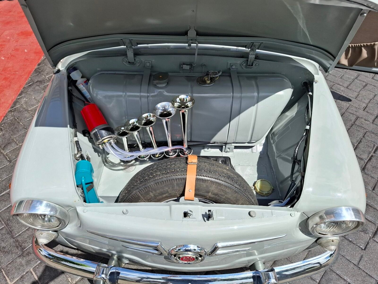 SEAT 600 D