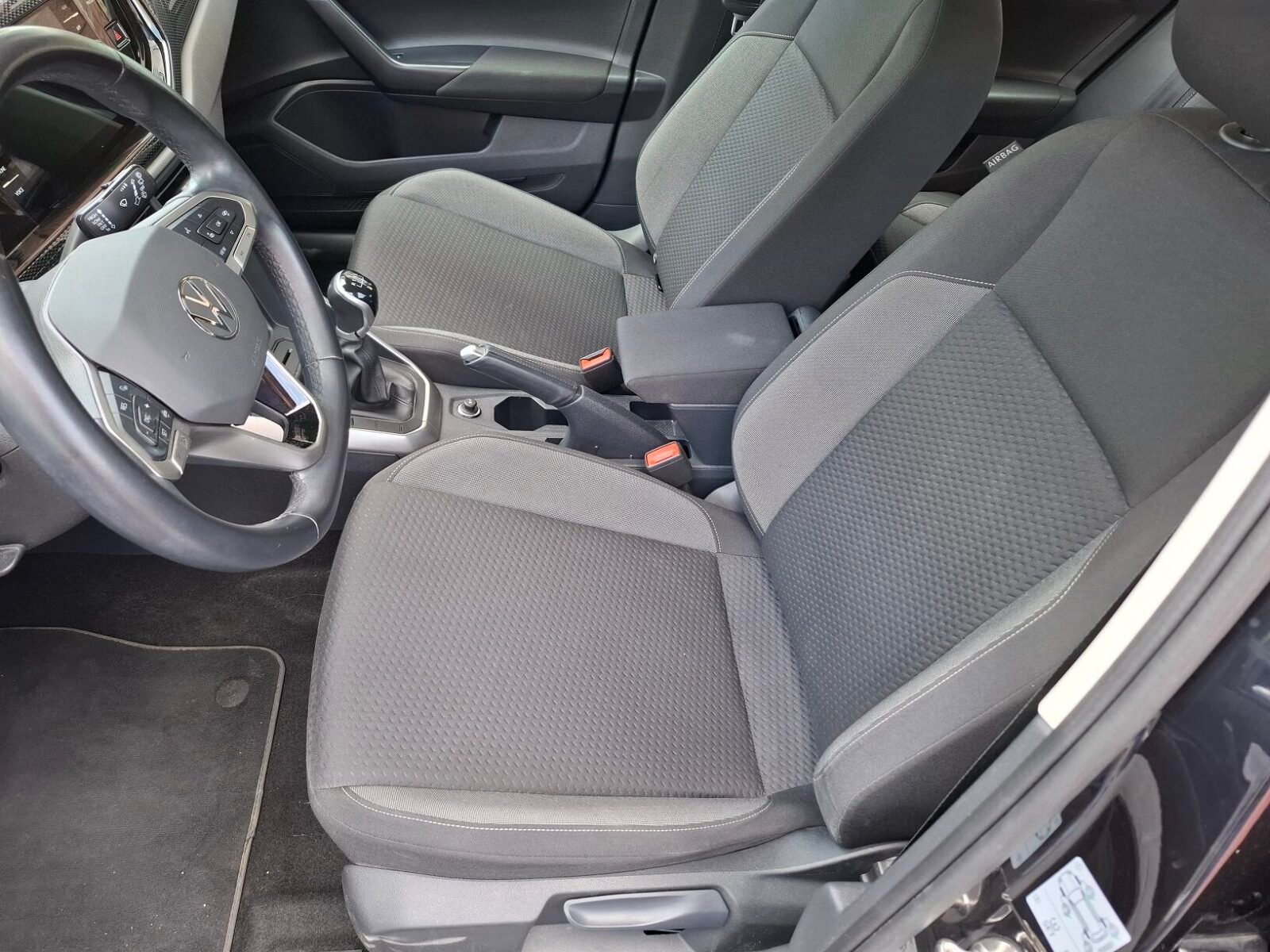 VOLKSWAGEN POLO ADVANCE TSi