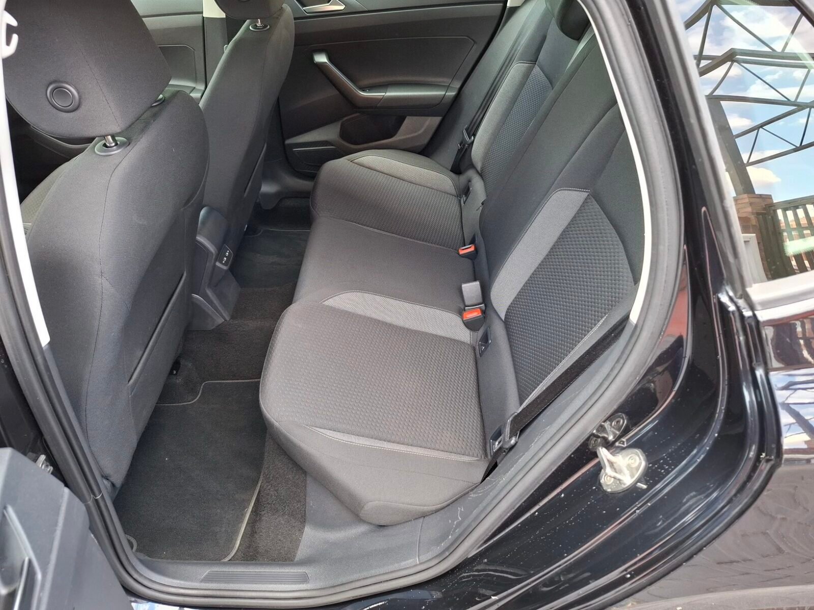 VOLKSWAGEN POLO ADVANCE TSi