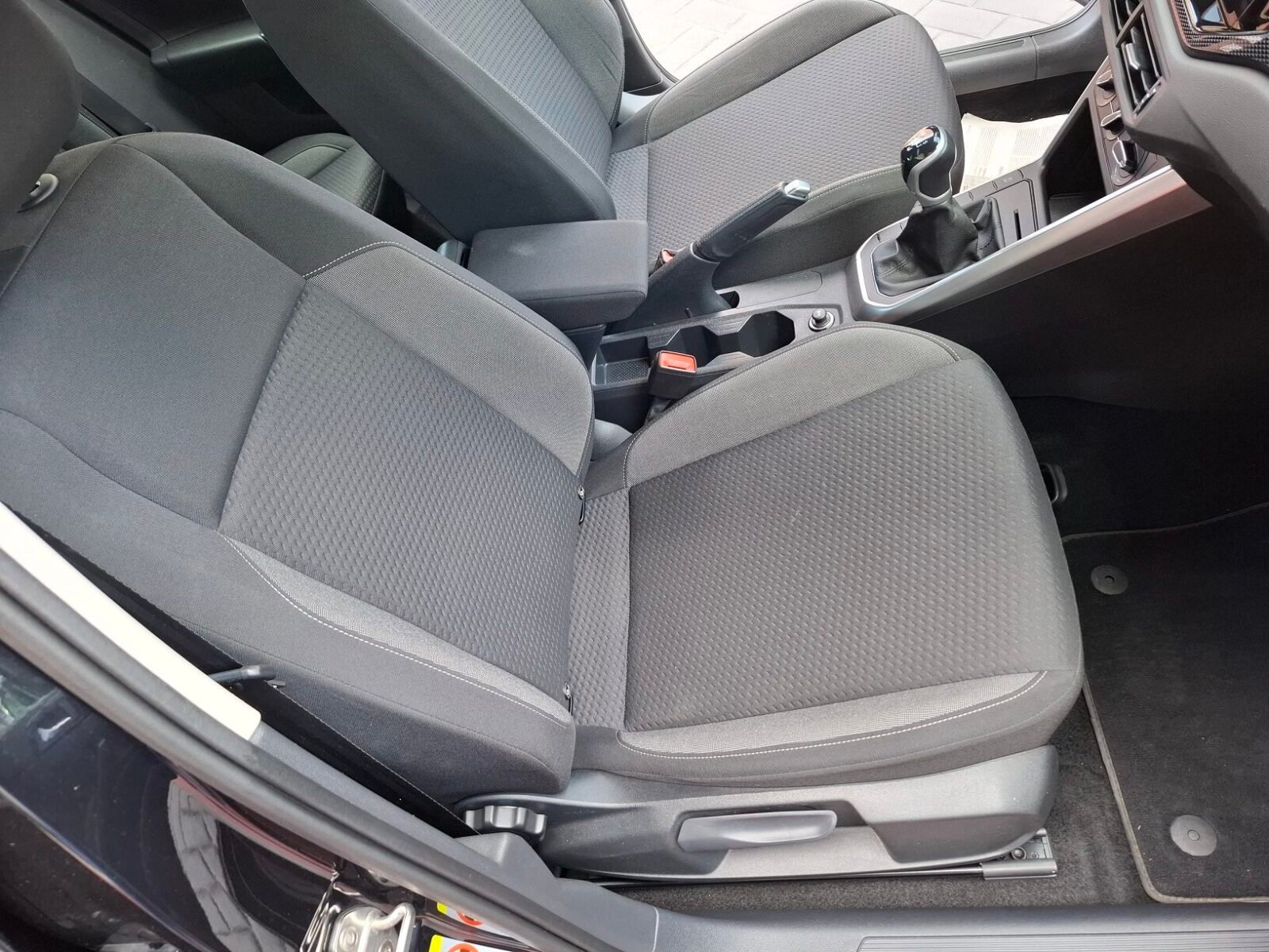 VOLKSWAGEN POLO ADVANCE TSi
