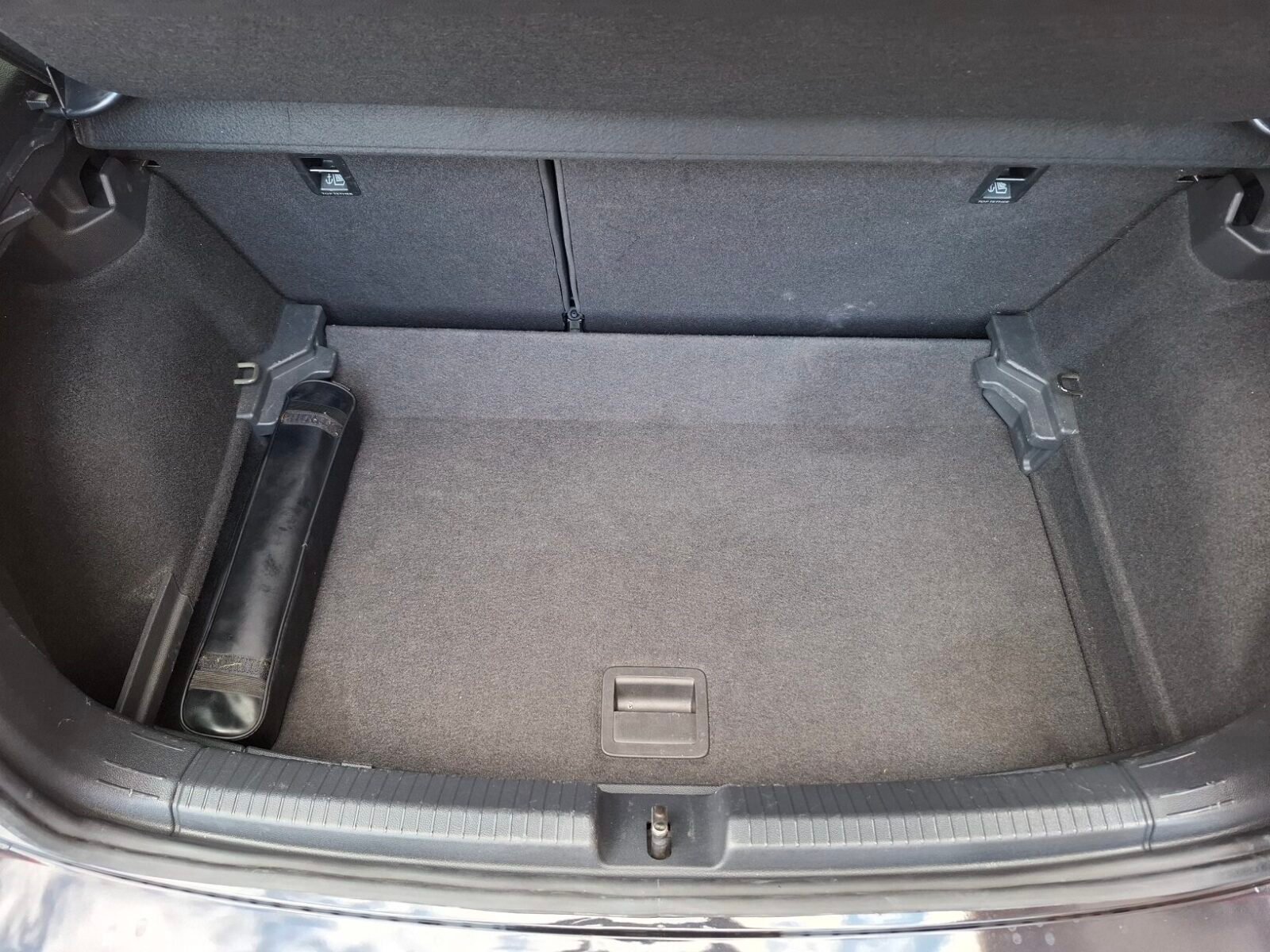 VOLKSWAGEN POLO ADVANCE TSi