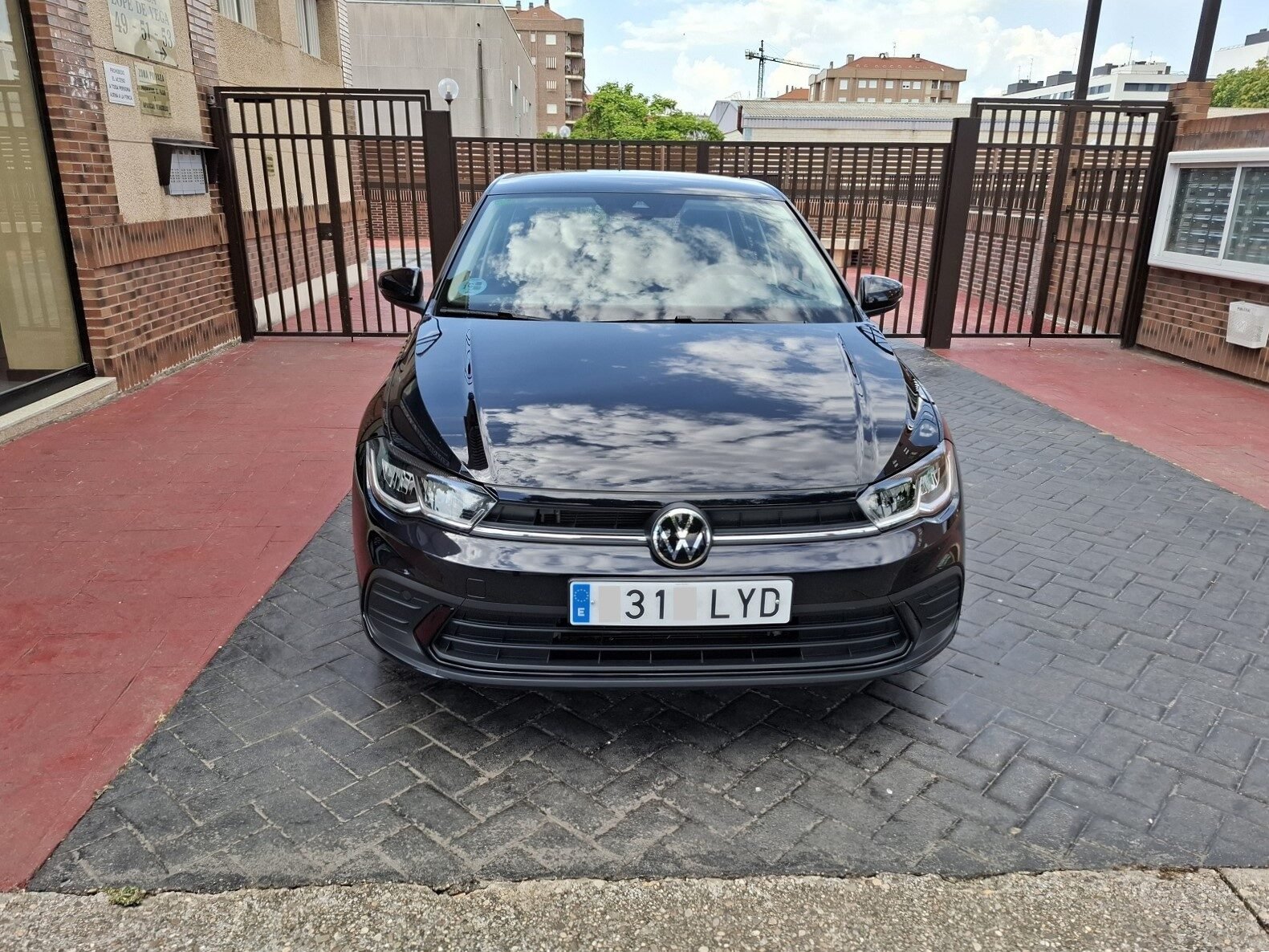 VOLKSWAGEN POLO ADVANCE TSi