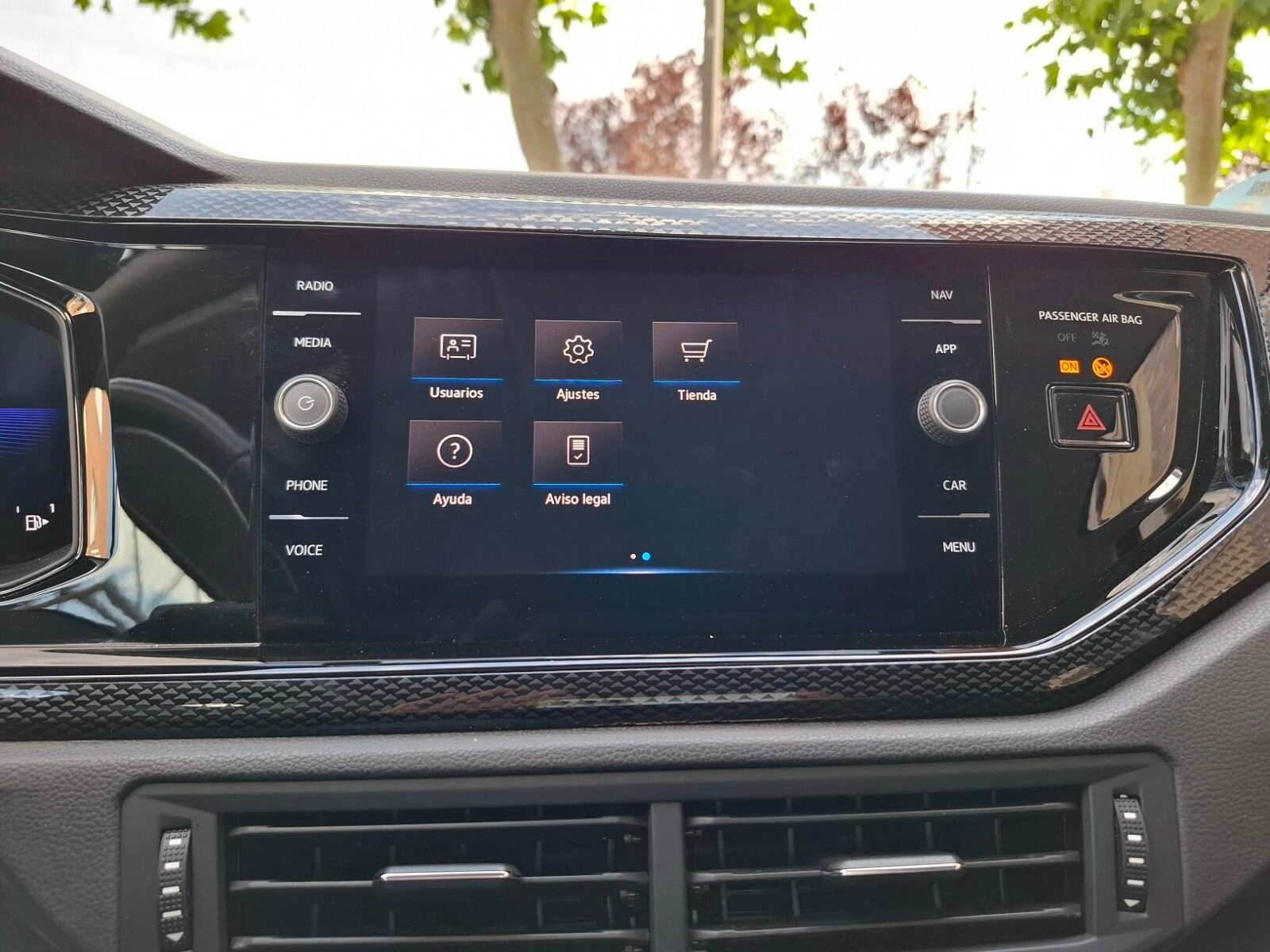VOLKSWAGEN POLO ADVANCE TSi