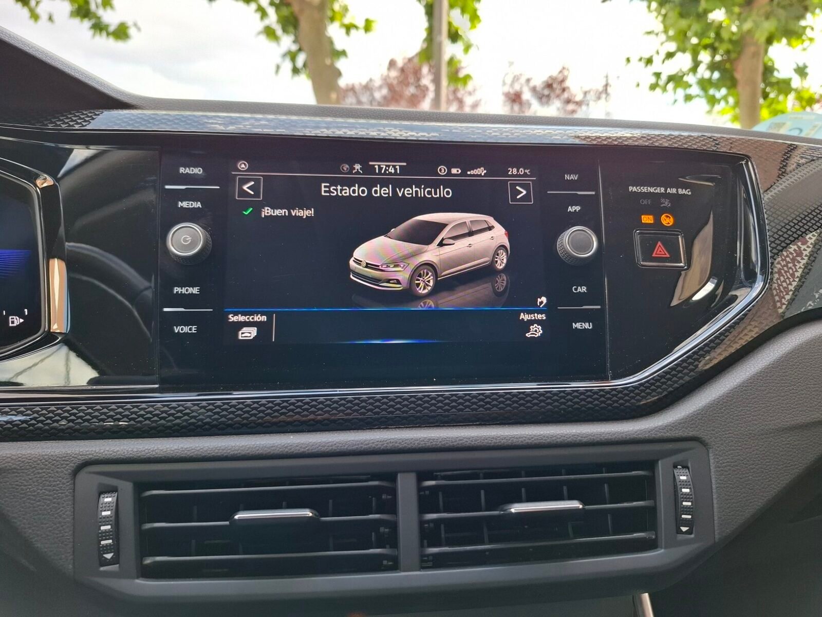 VOLKSWAGEN POLO ADVANCE TSi
