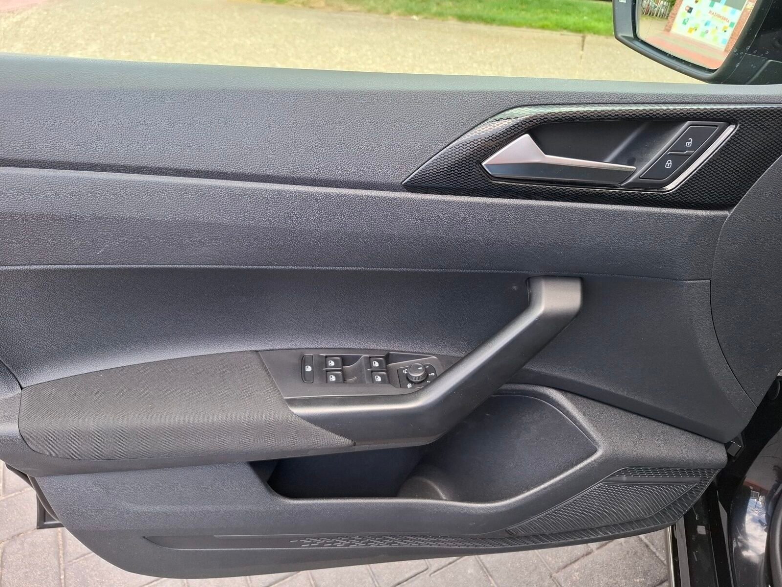 VOLKSWAGEN POLO ADVANCE TSi